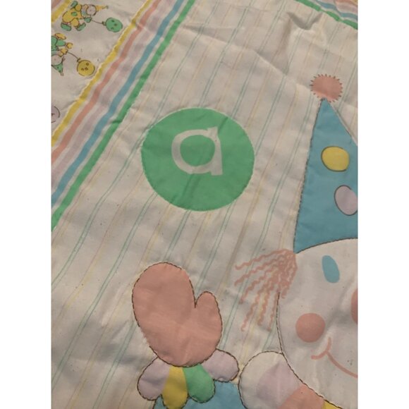 41 x 32 Clown Quilted Baby Blanket Homemade Fabric Panel Design Balloons ABC’s - Picture 5 of 13